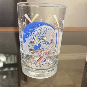 Disney Mickey Mouse Glass 1996